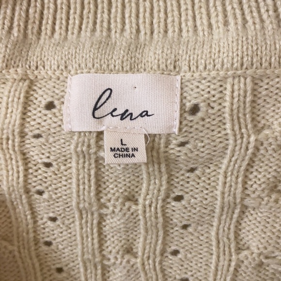 NWOT oversized slouchy cream (more yellow than white) v neck collar sweater - L - Picture 2 of 4